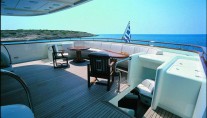 Yacht OPARI -  Upper Deck